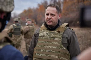 «Відправляюсь на фронт». Андрій Єрмак зробив гучну заяву після відставки