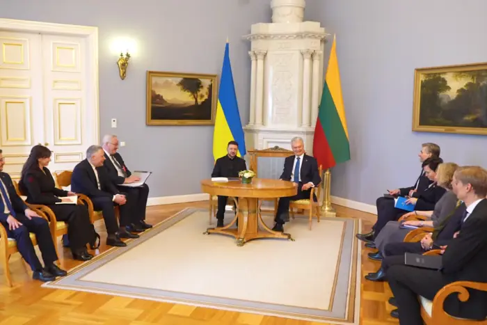 Зеленський та Науседа домовилися про нову допомогу українській енергосистемі