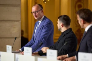 Відтік українських чоловіків за кордон. Канцлер Німеччини звернувся до Зеленського