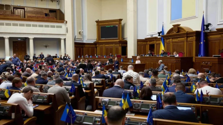 Вибори після війни. Нардепи вирішують, що робити з агітацією в Telegram-каналах