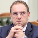 Власенко розповів, що знайшло у нього НАБУ під час обшуків