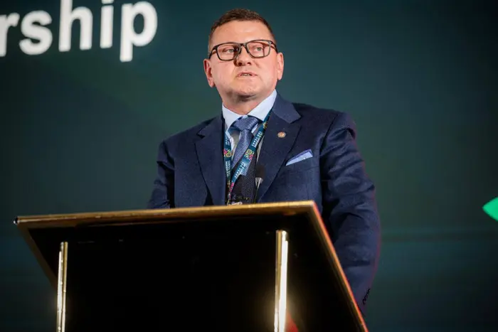 Що не так із мобілізацією? Залужний на роковини війни дав пояснення