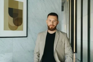 АРМА дозволила колаборанту списати з банківського рахунку 122 млн грн (документи)