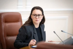 Свириденко отримала «сумнівний приз». Гетманцев дав оцінку роботи прем’єрки за перші пів року