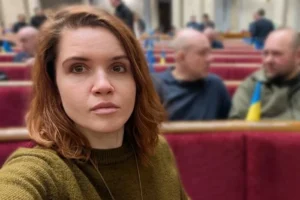 Регламентний комітет рекомендував відсторонити Безуглу від засідання Ради