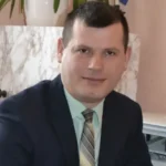 Директор сільської школи купив Циганську партію