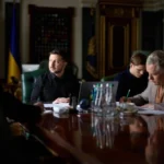 Зеленський поінформував канцлера Австрії про підготовку РФ до масованого удару