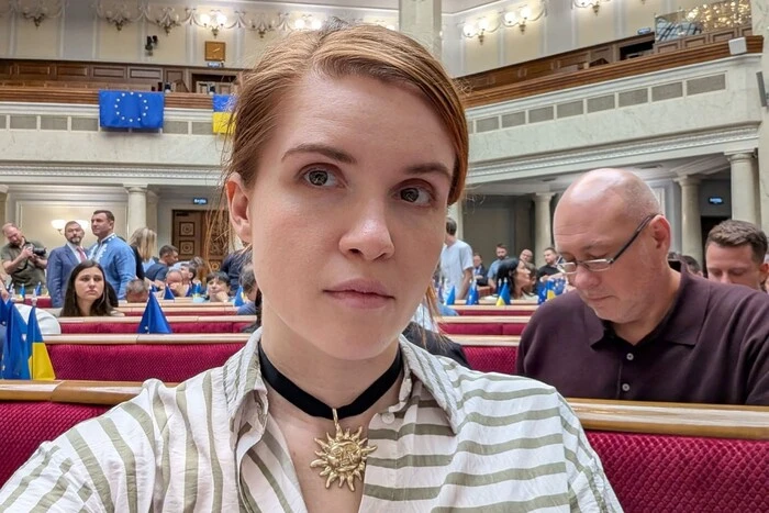 Безугла повернулася до фракції «Слуга народу»